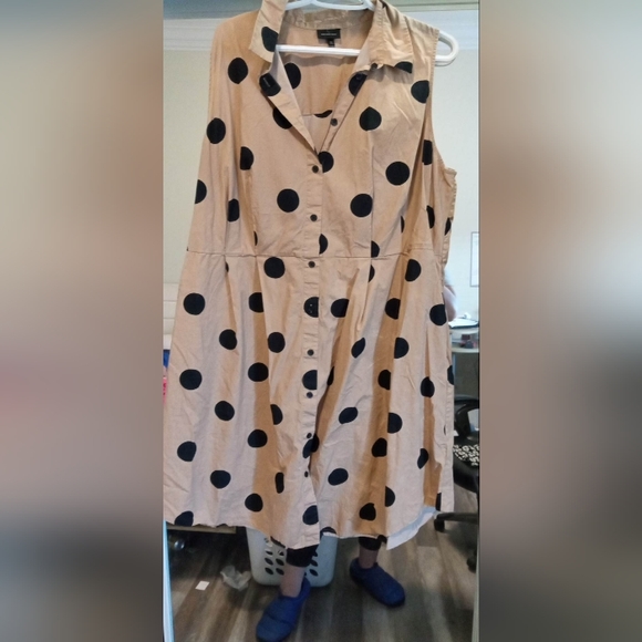 Dresses ranging xl-3x - Picture 8 of 12